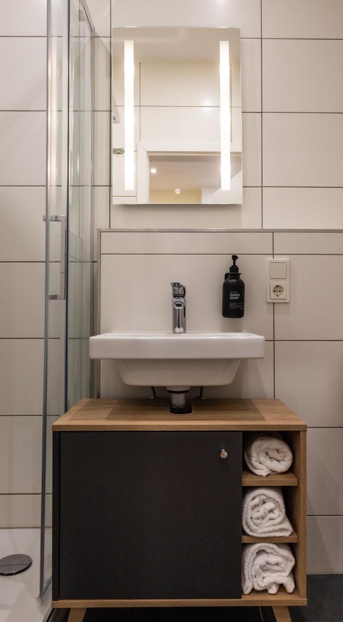 Hln Apartments Am Bahnhof Saarbruecken Ngoại thất bức ảnh
