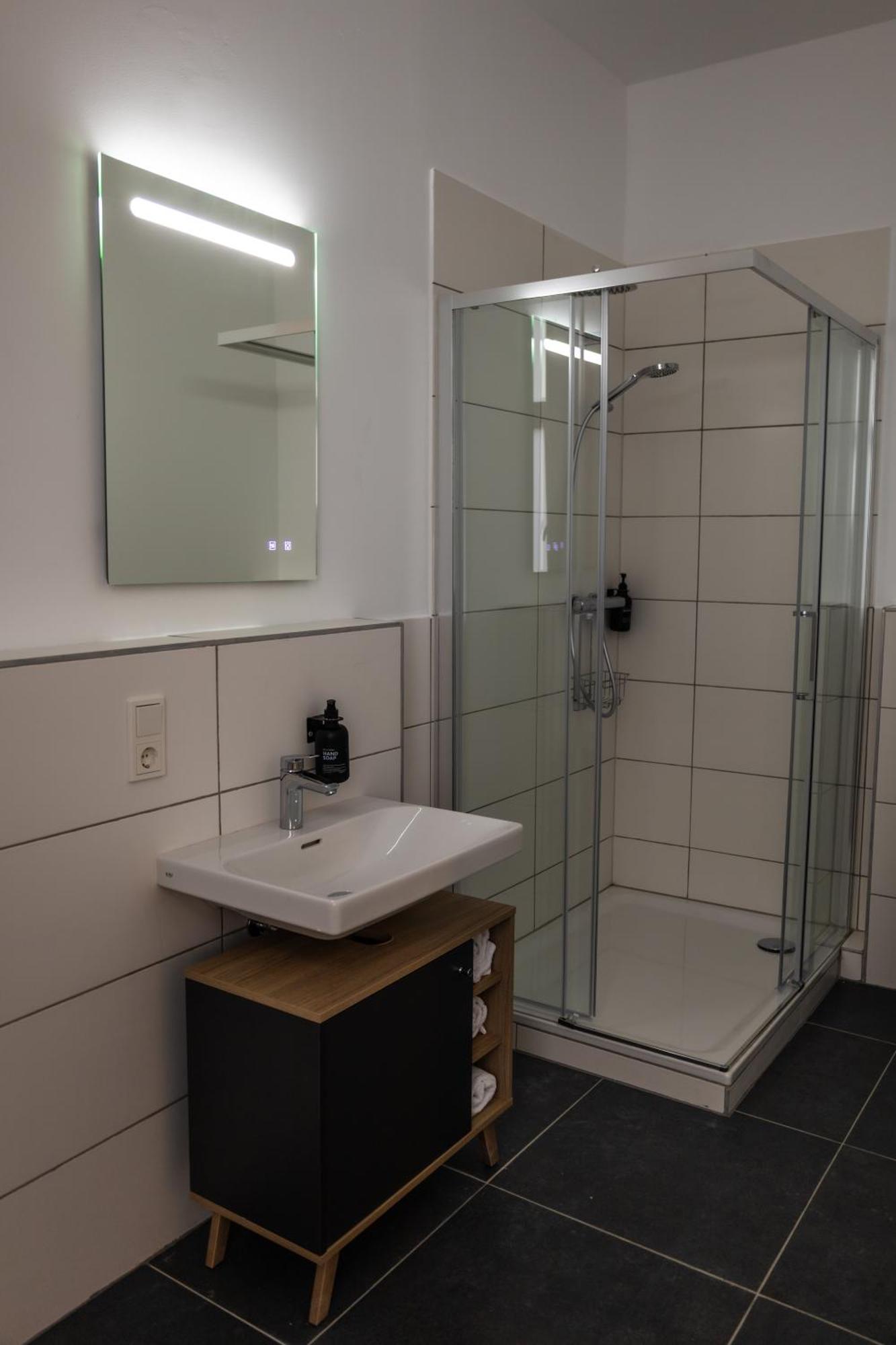 Hln Apartments Am Bahnhof Saarbruecken Ngoại thất bức ảnh